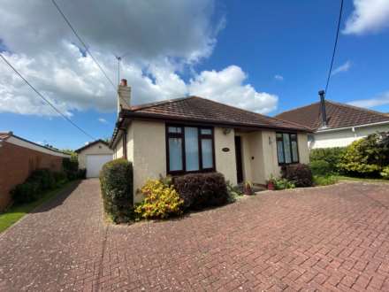 Lyngford Lane, Taunton, Image 1