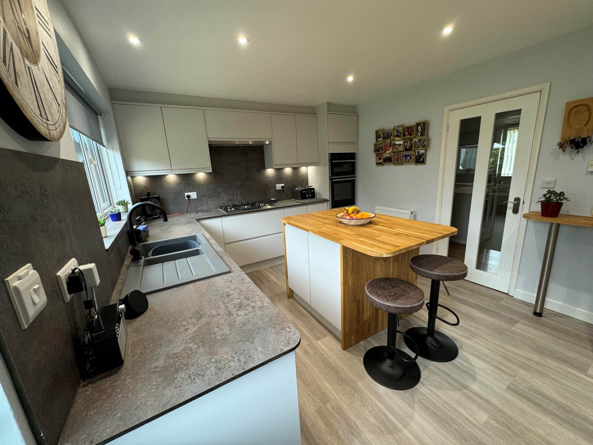 Grove Drive, Image 7