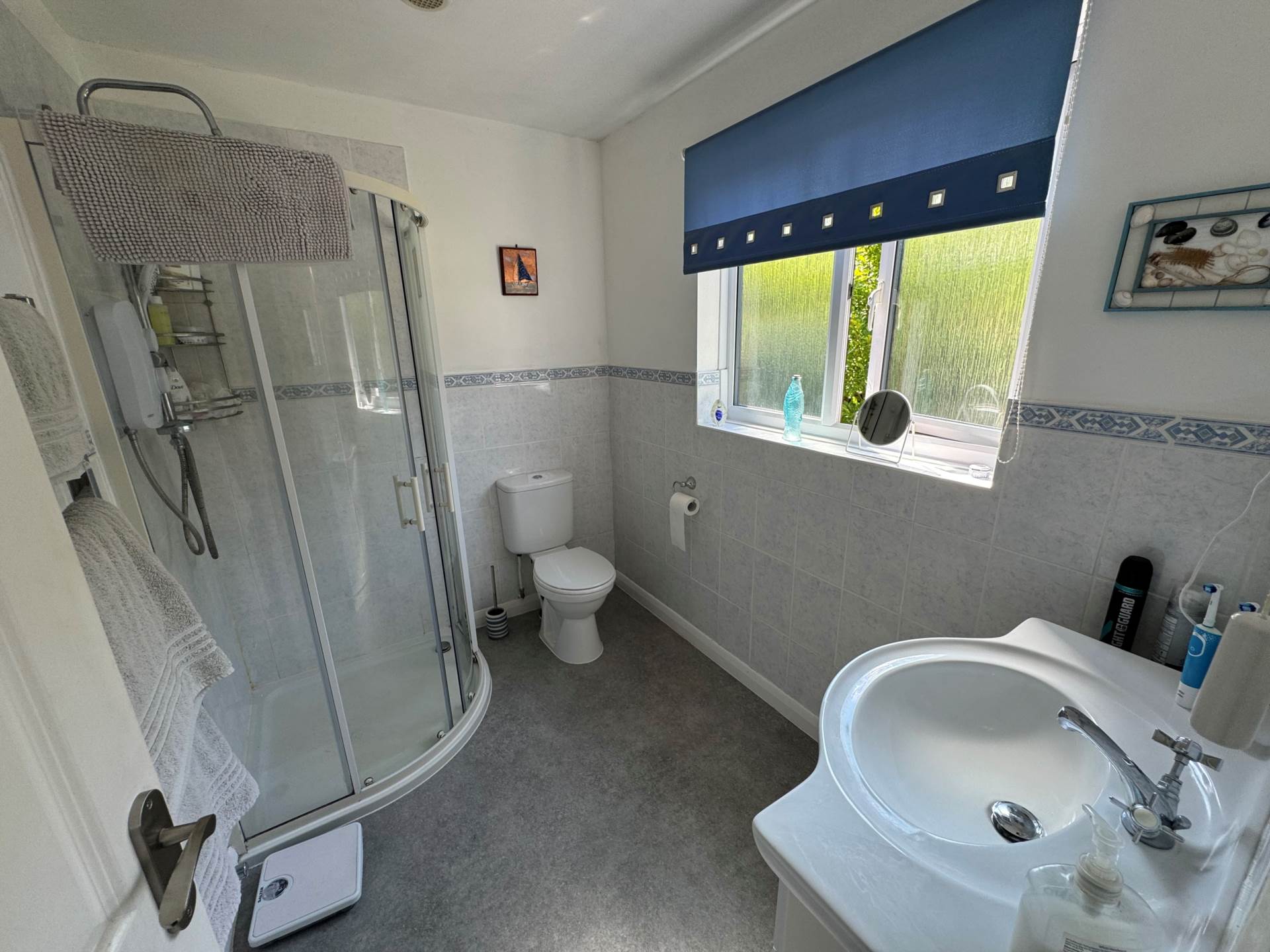 Grove Drive, Image 9