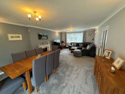 Grove Drive, Image 3