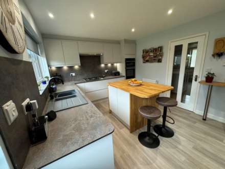Grove Drive, Image 7