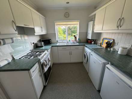 Sherford Court, Taunton, Image 4