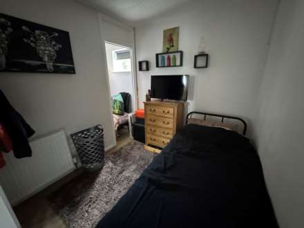 Sycamore Close, Taunton, Image 8