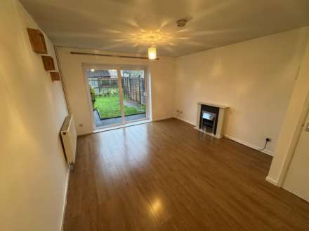 Ashbourne Crescent, Taunton, Image 2