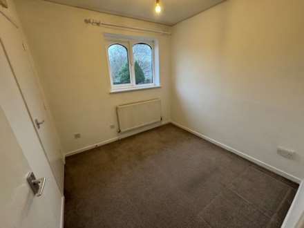 Ashbourne Crescent, Taunton, Image 7