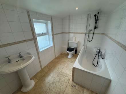 Eastbourne Gate, Taunton, Image 9