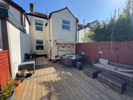 Eastbourne Road, Taunton, Image 11
