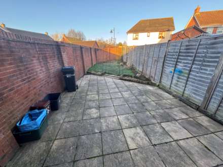 Cranes Close, Taunton, Image 12