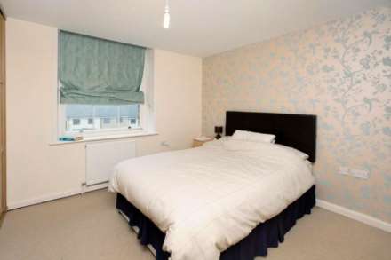 Annecy Court, Taunton, Image 5