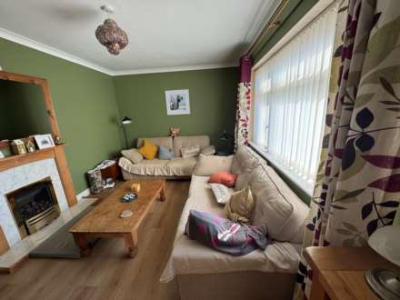 Blenheim Road, Taunton, Image 2
