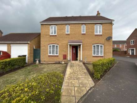 Avill Crescent, Taunton, Image 1