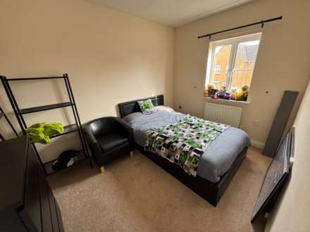 Avill Crescent, Taunton, Image 10