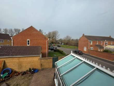 Avill Crescent, Taunton, Image 15