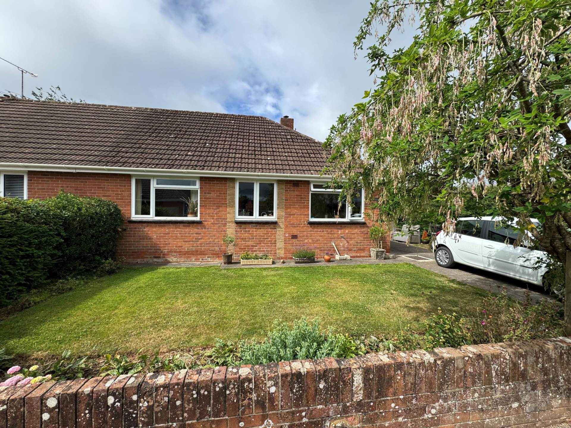 Sandere Close, Taunton, Image 1