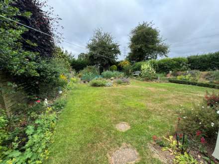 Sandere Close, Taunton, Image 15