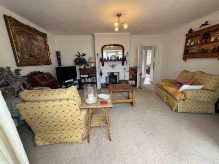 Sandere Close, Taunton, Image 3