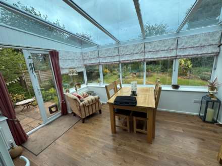 Sandere Close, Taunton, Image 5
