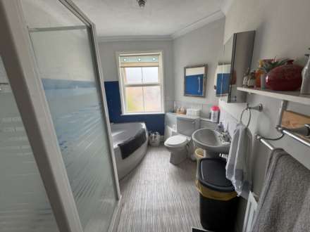 Staplegrove Road, Taunton, Image 8