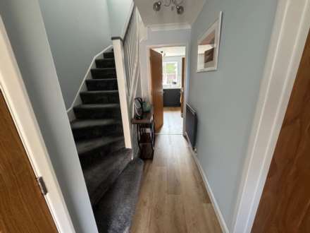 Denning Close, Taunton, Image 4