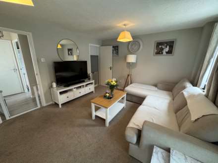 Standfast Place, Taunton, Image 3