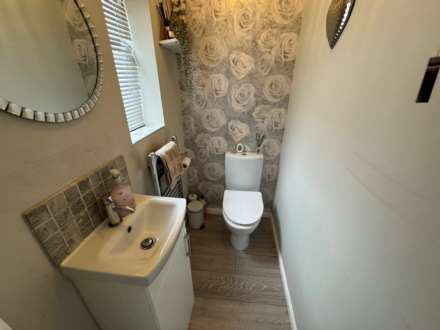 Standfast Place, Taunton, Image 4