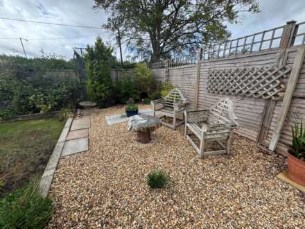 Gravelands Lane, Henlade, Image 16