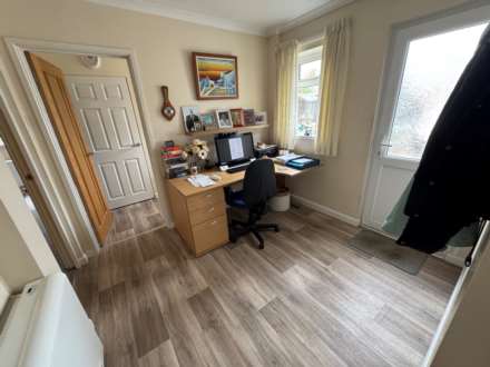 Gravelands Lane, Henlade, Image 5