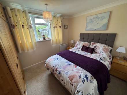 Gravelands Lane, Henlade, Image 8
