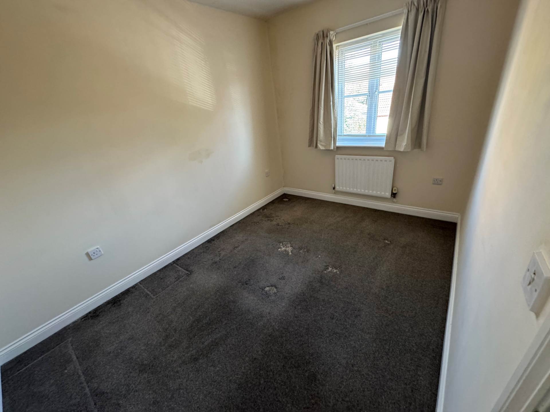 Avill Crescent, Taunton, Image 11