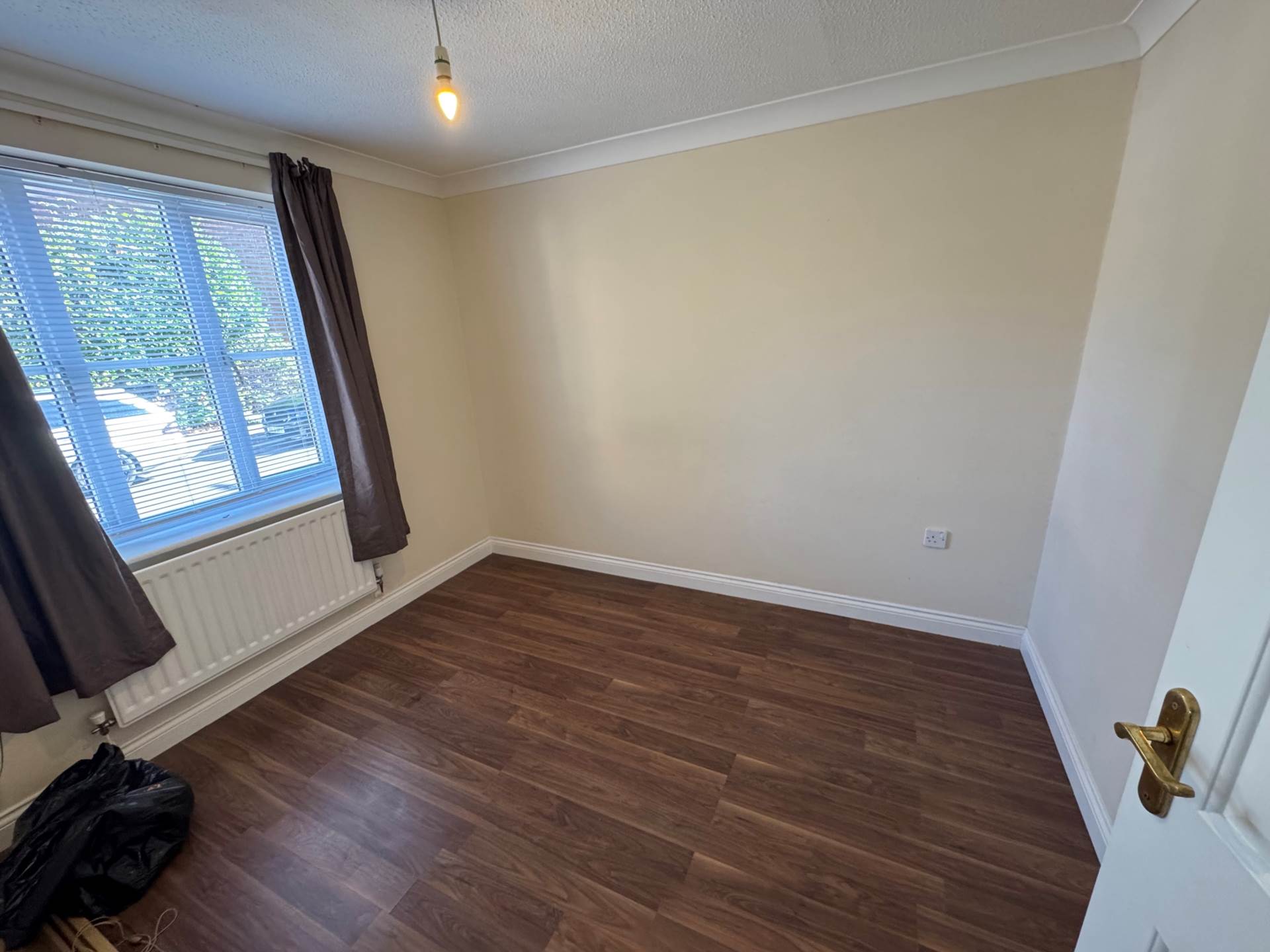 Avill Crescent, Taunton, Image 5