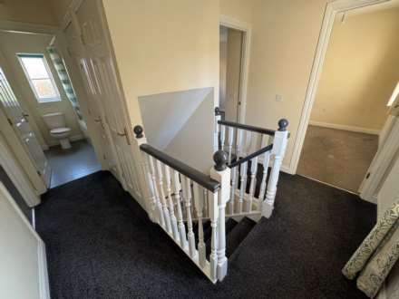 Avill Crescent, Taunton, Image 8
