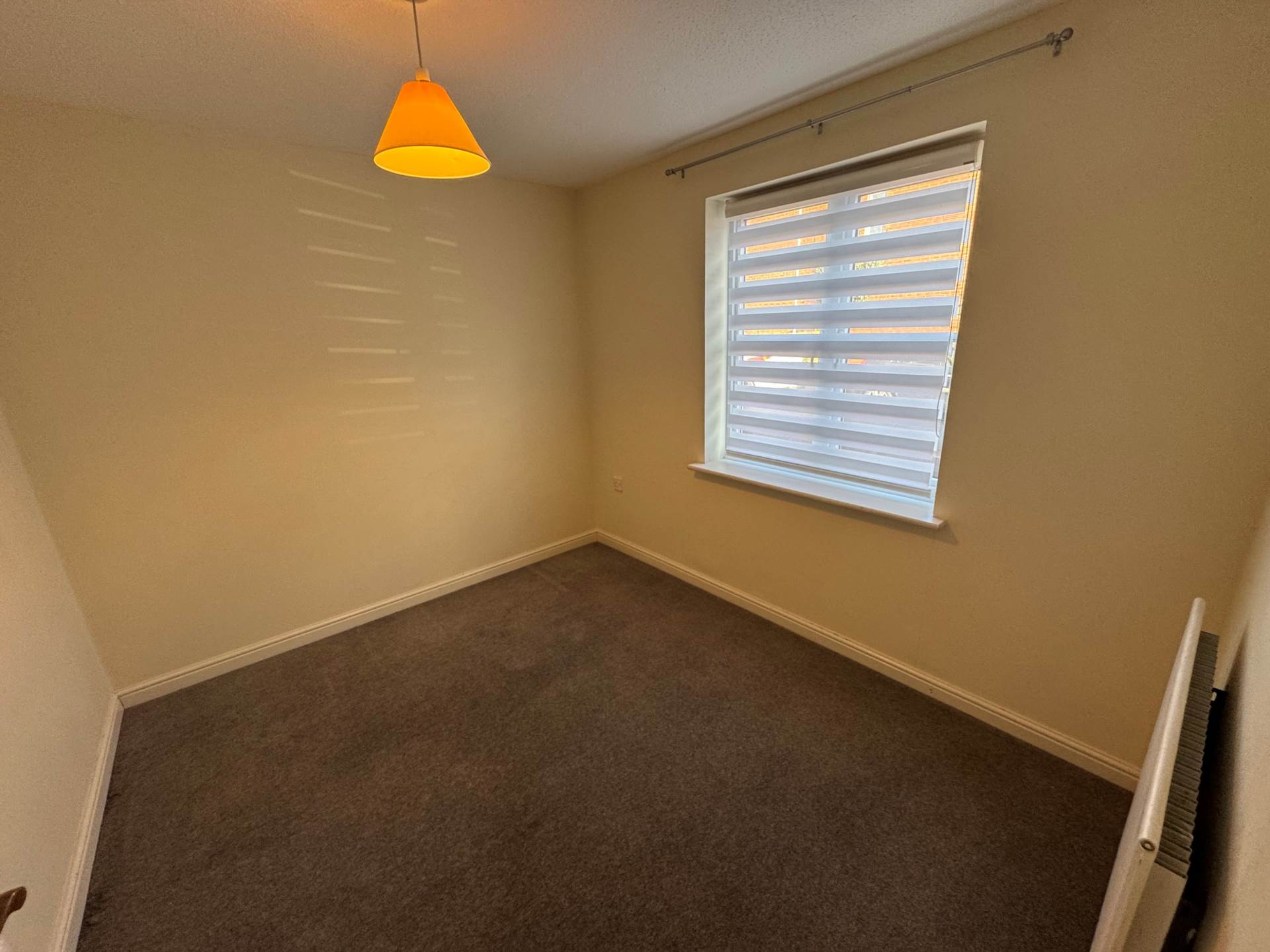 Avill Crescent, Taunton, Image 3