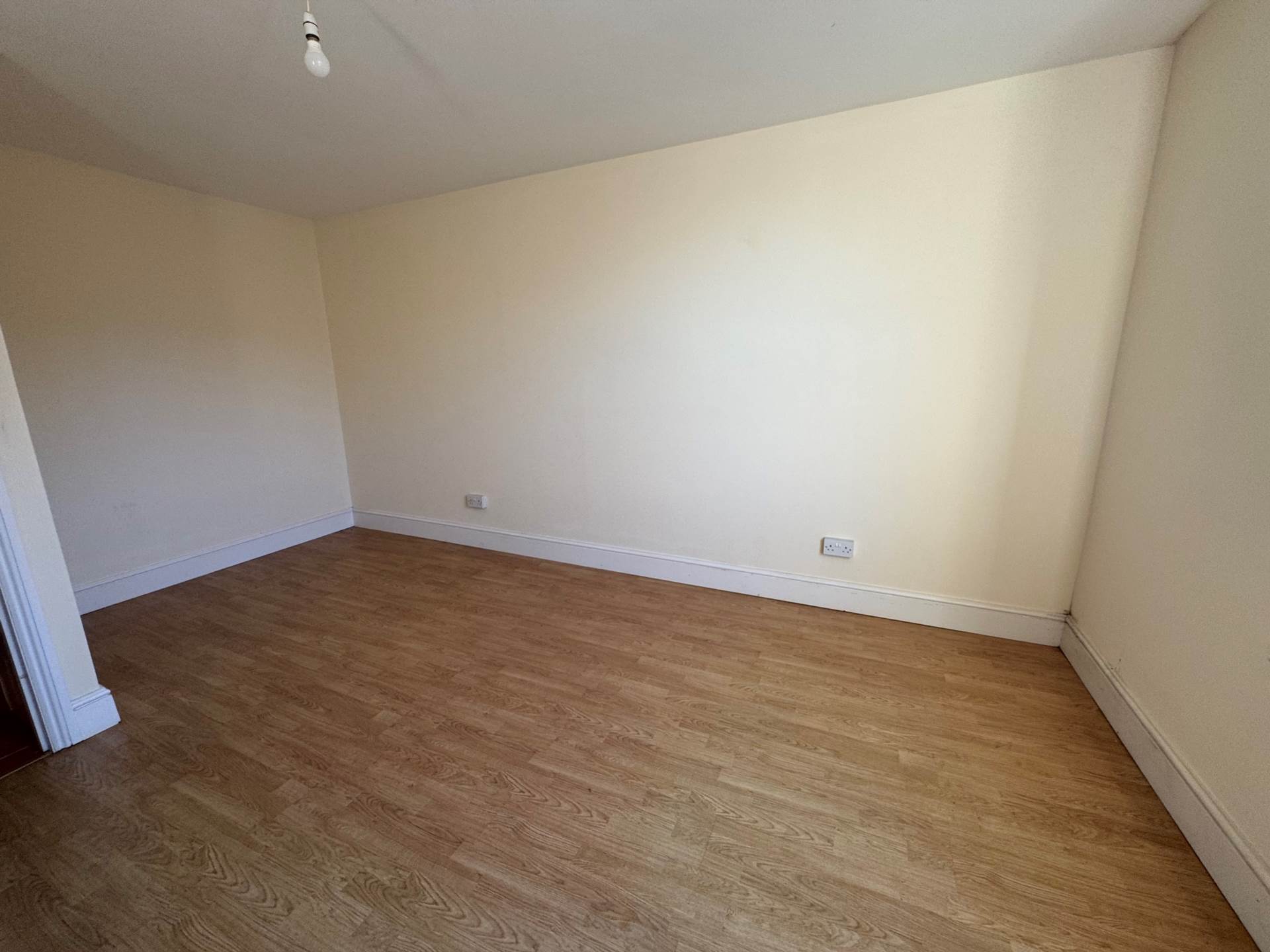 Clifton Terrace, Taunton, Image 9