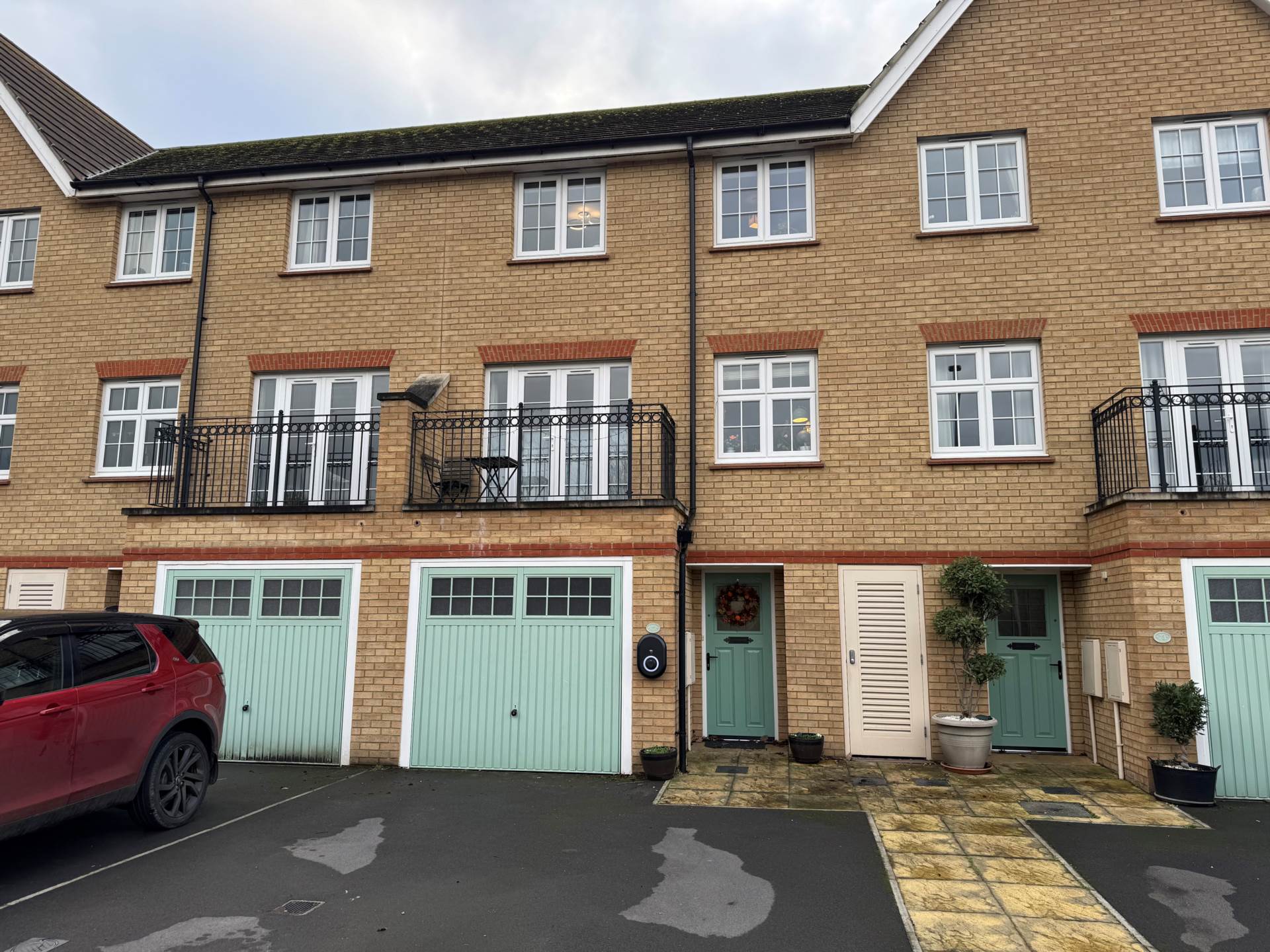 Rossiter Close, Taunton, Image 1