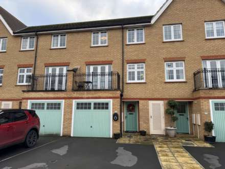 Rossiter Close, Taunton, Image 1