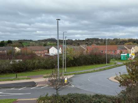 Rossiter Close, Taunton, Image 17