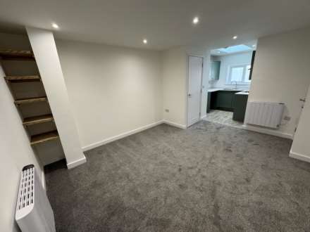 Cheddon Road, Taunton, Image 4