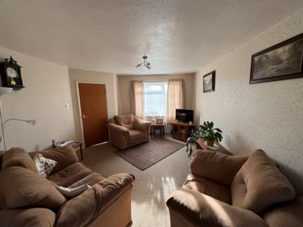 Mallory Close, Taunton, Image 2