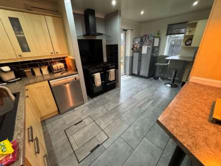 School Road, Monkton Heathfield, Image 4