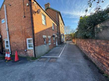 Clifton Terrace, Taunton, Image 2