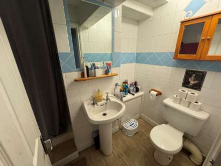 Clifton Terrace, Taunton, Image 9