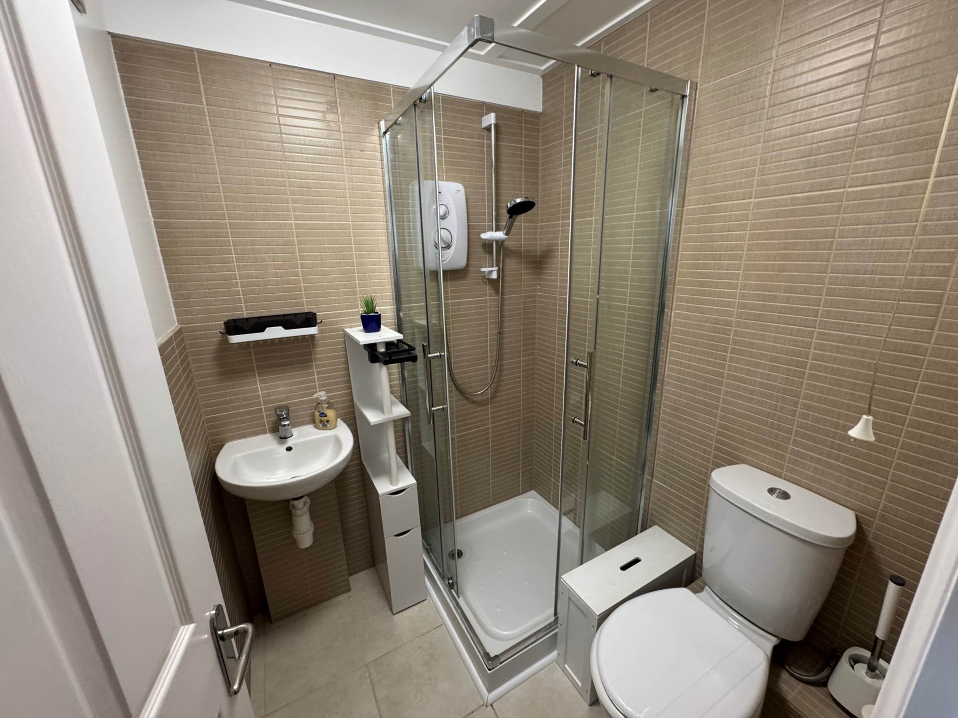 Cheddon Road, Taunton, Image 8