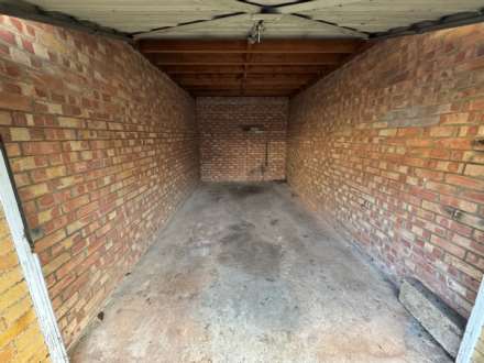 Garage 21, Lyngford Road, Taunton, Image 4