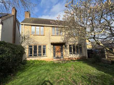 4 Bedroom Detached, Holway Avenue, Taunton