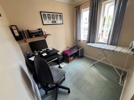 St Andrews View, Taunton, Image 8