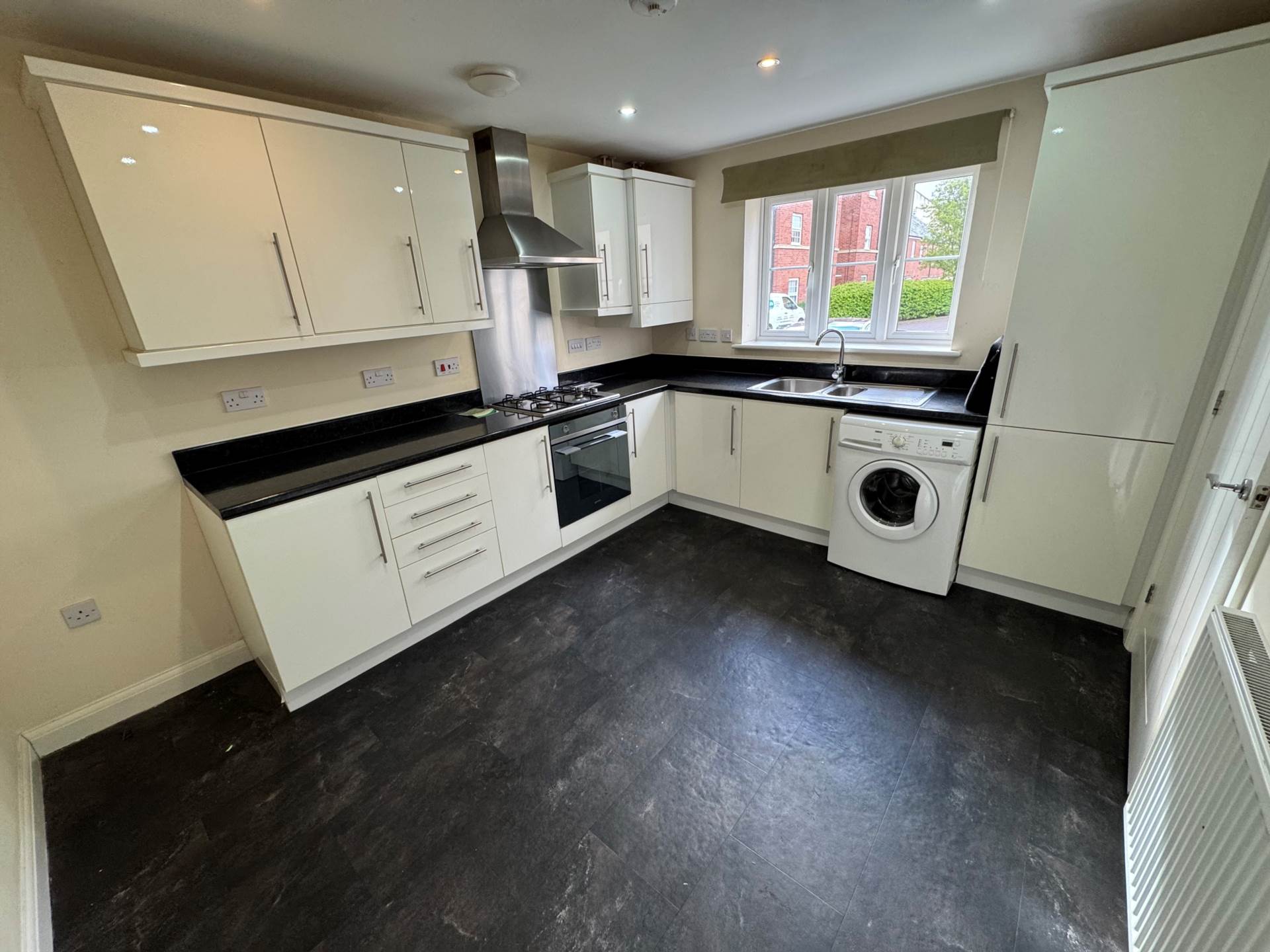 Canal View, Bathpool, Image 5