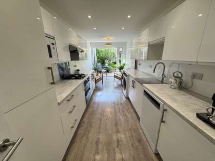 Greenway Road, Taunton, Image 7