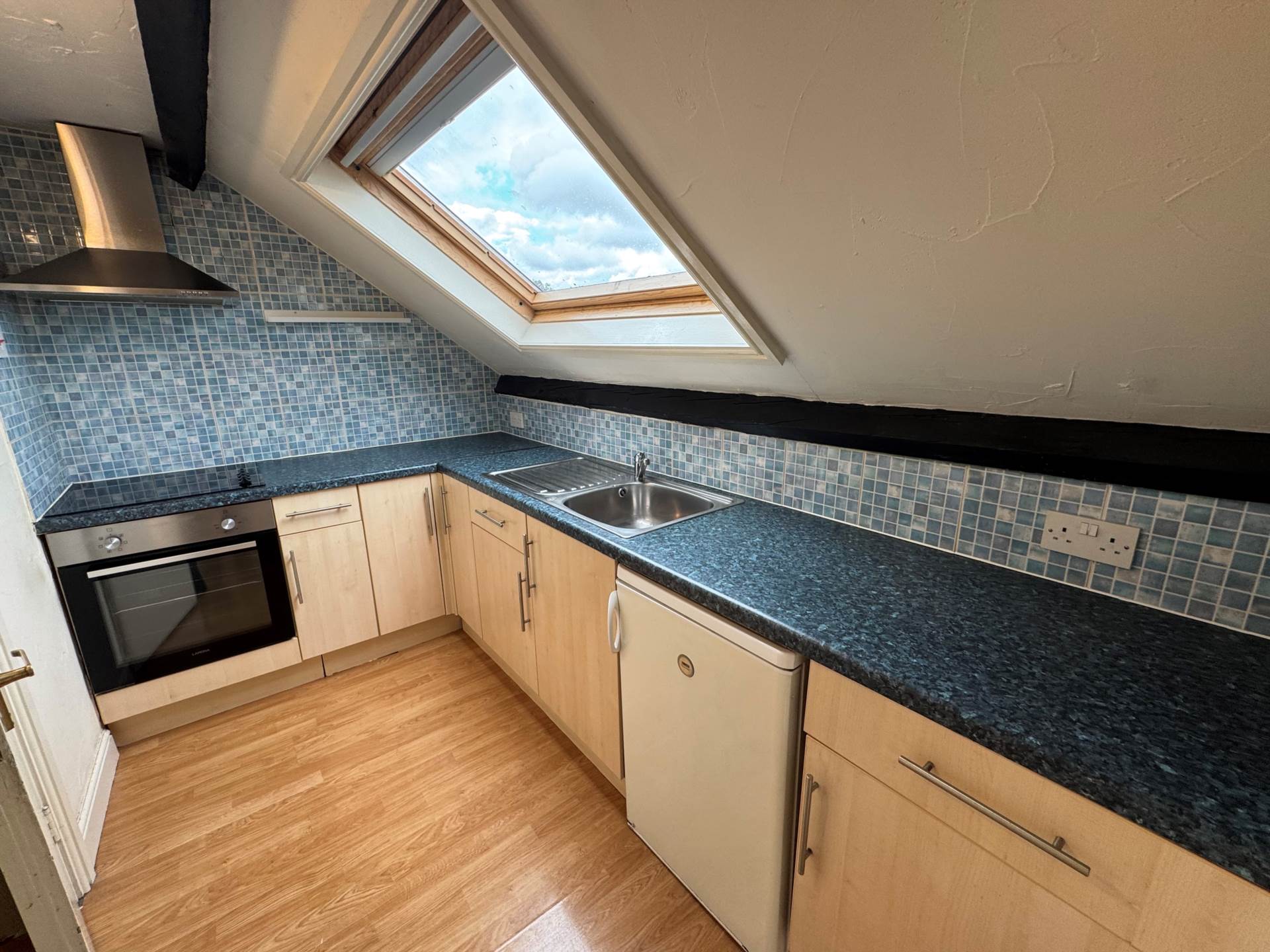 Clifton Terrace, Taunton, Image 4
