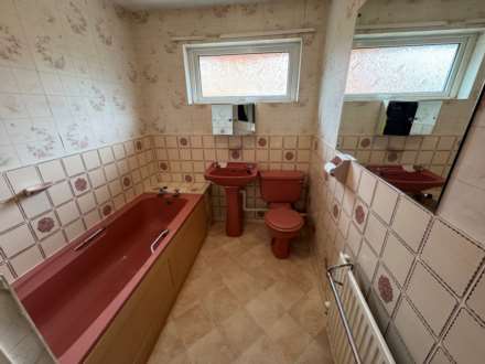 Scott Close, Taunton, Image 11