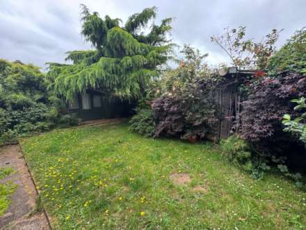 Scott Close, Taunton, Image 20